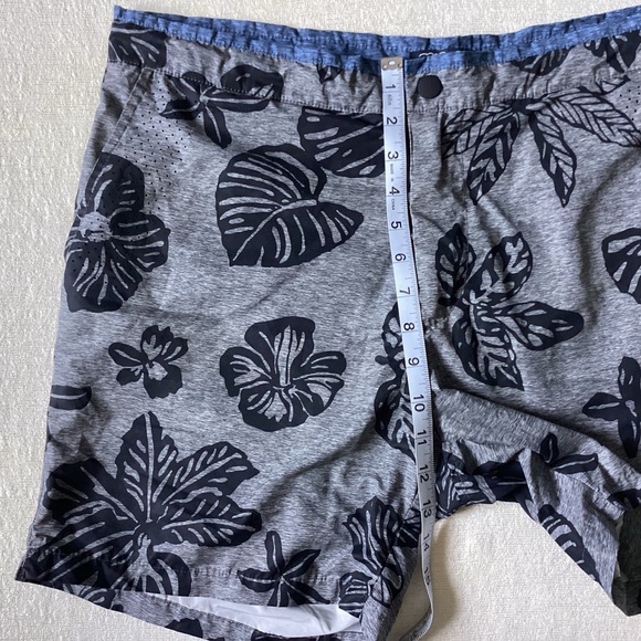 Scotch & Soda Tropical Floral Print Mélange Swim Shorts XL Grey & Black - Picture 11 of 14